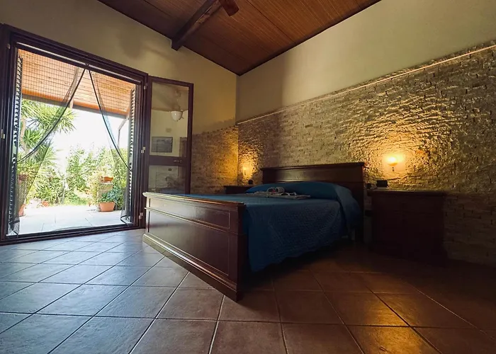 Il Podere לינה וארוחת בוקר *