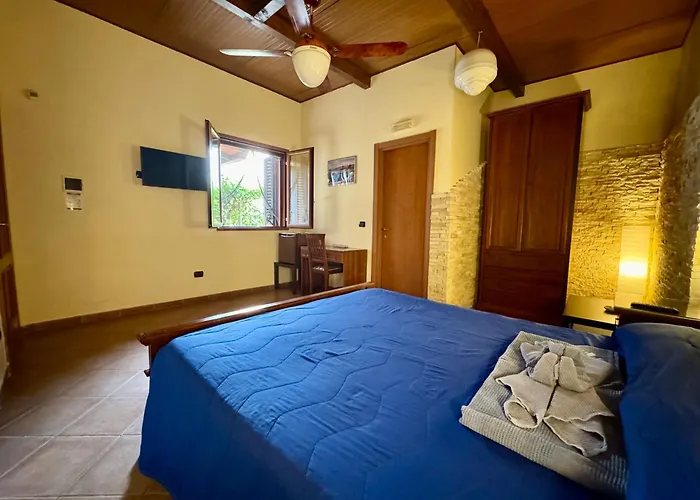 Il Podere לינה וארוחת בוקר טרני